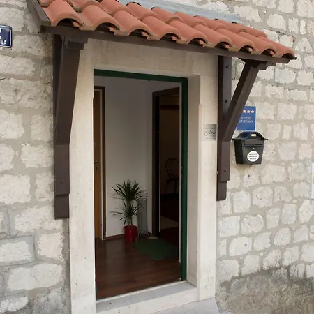 Roko Luxury * Split